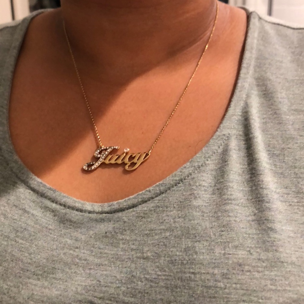 Juicy Couture gold necklace